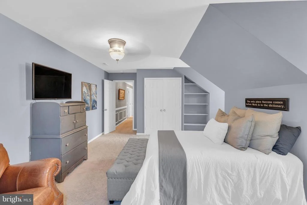 Photo of 8323 ARGENT CIRCLE
