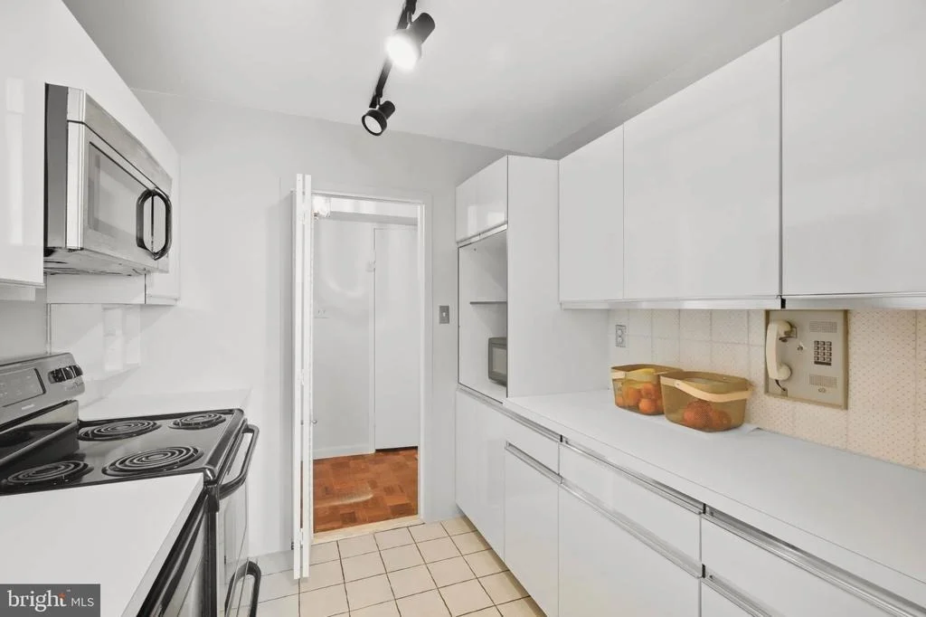Photo of Unit 1705 at 9701 FIELDS ROAD