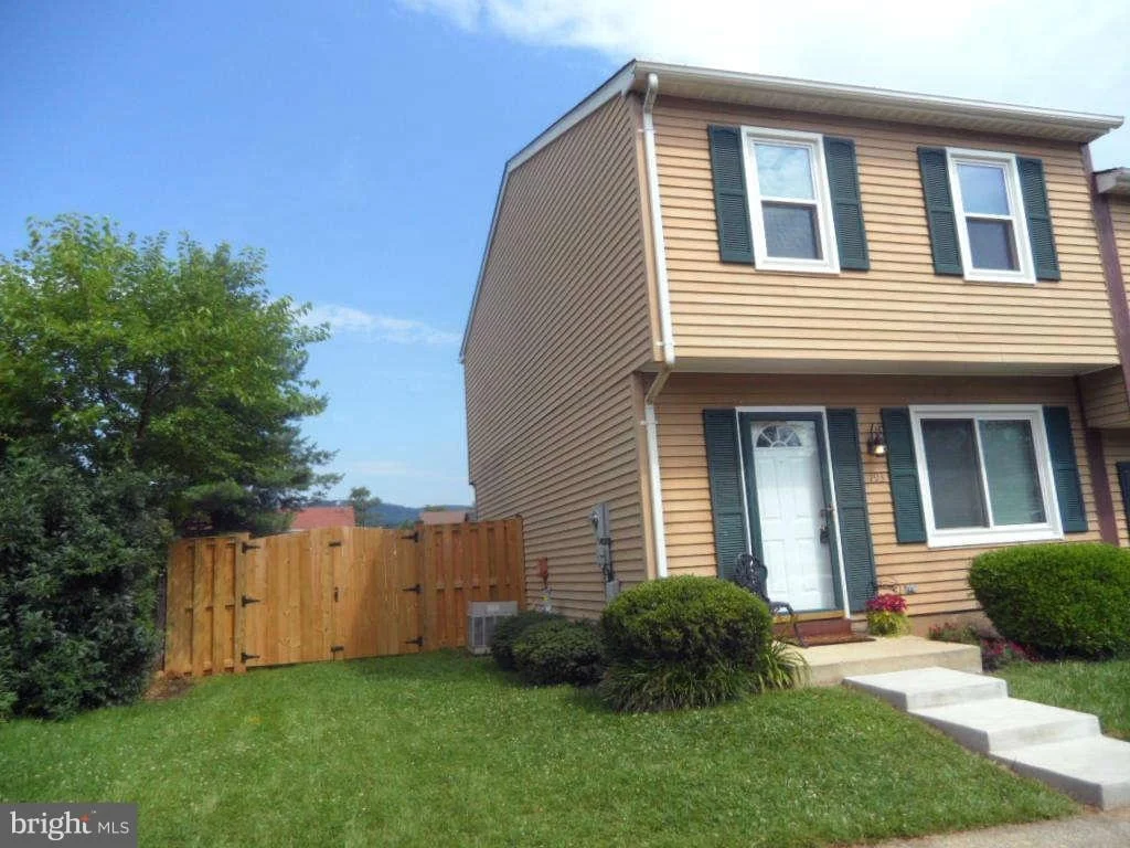 Photo of 193 STONEGATE DRIVE