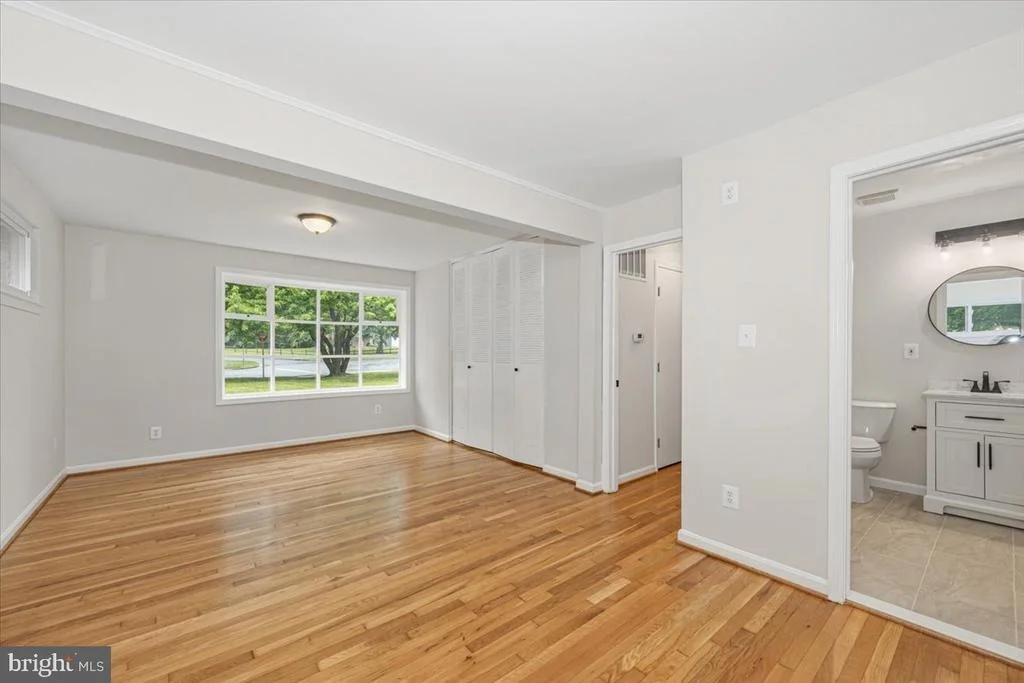 Photo of 8624 PARLIAMENT DRIVE