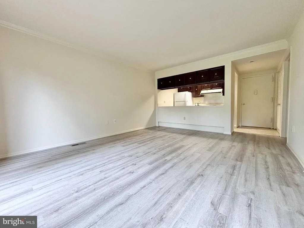 Photo of Unit 71D at 3600 GLENEAGLES DRIVE