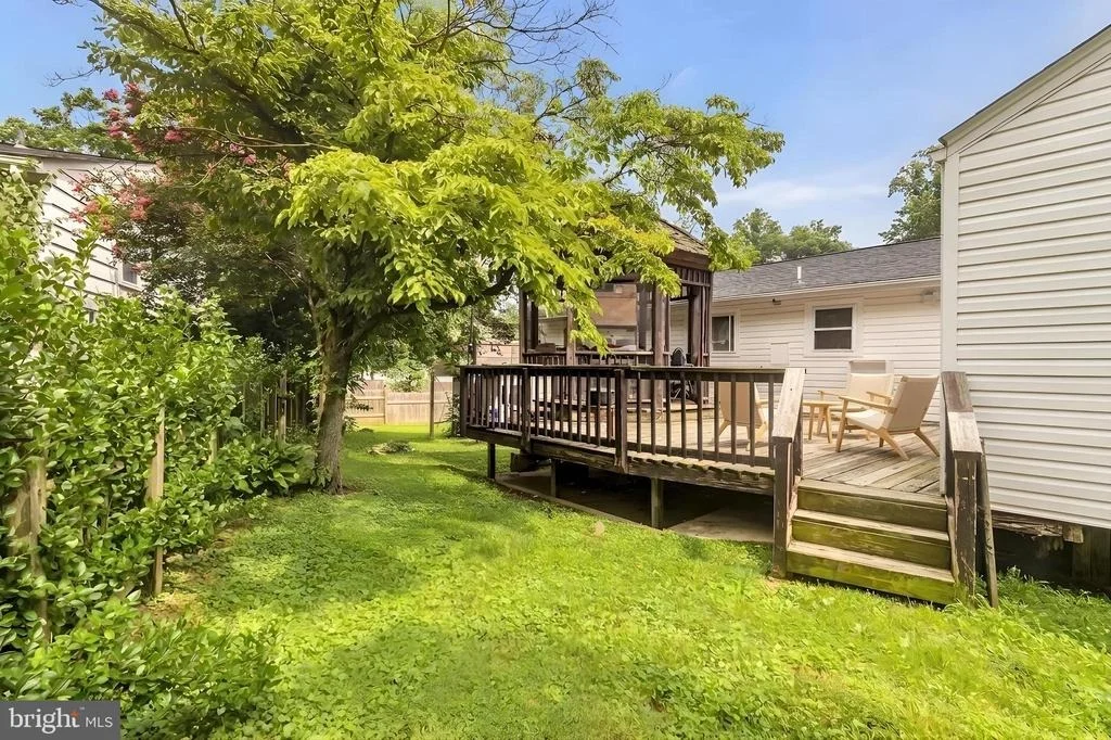 Photo of 12812 BUSHEY DRIVE