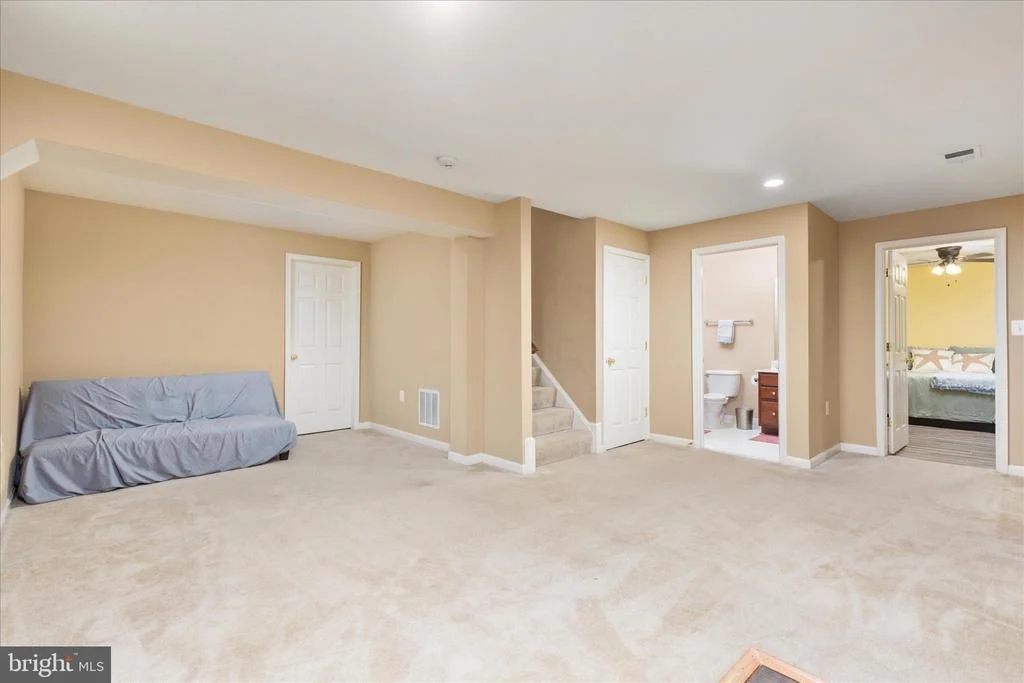 Photo of 660 BEEHIVE WAY
