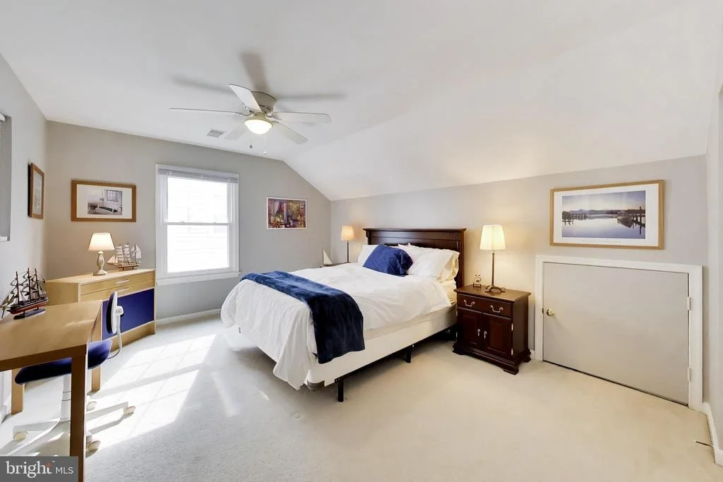 Photo of 435 UPSHIRE CIRCLE