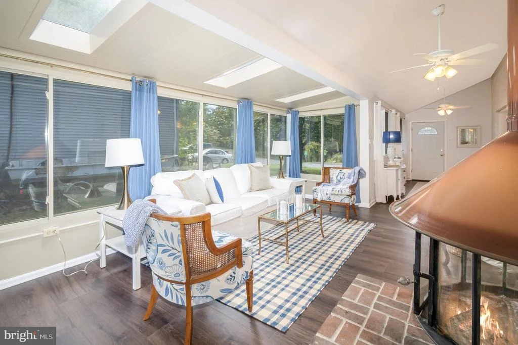 Photo of 2033 SHORE DRIVE
