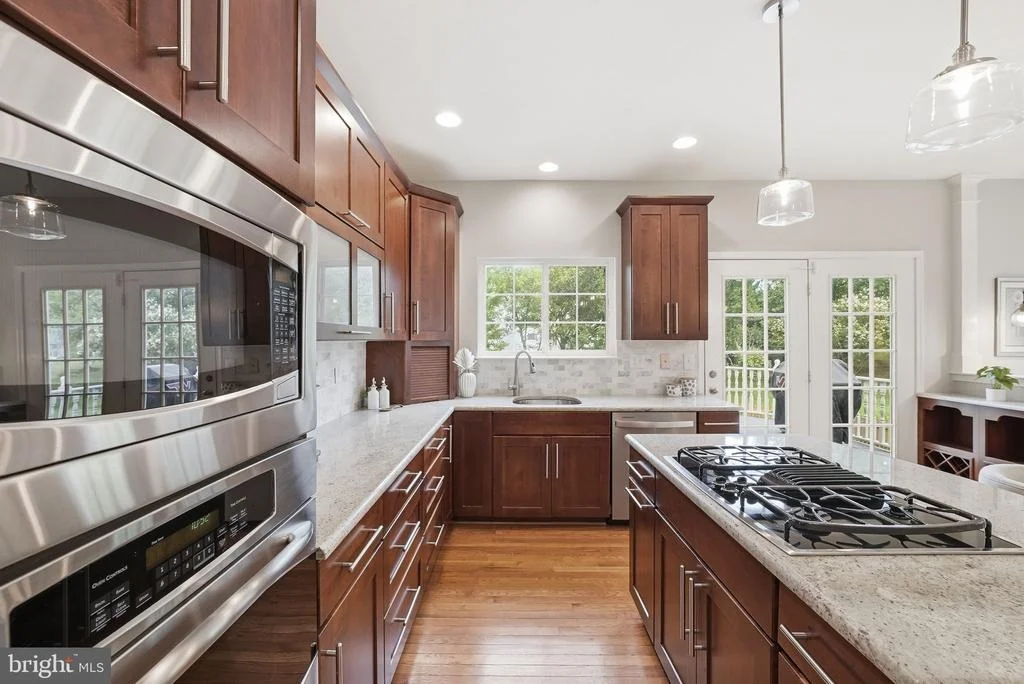 Photo of 44028 TAVERN DRIVE