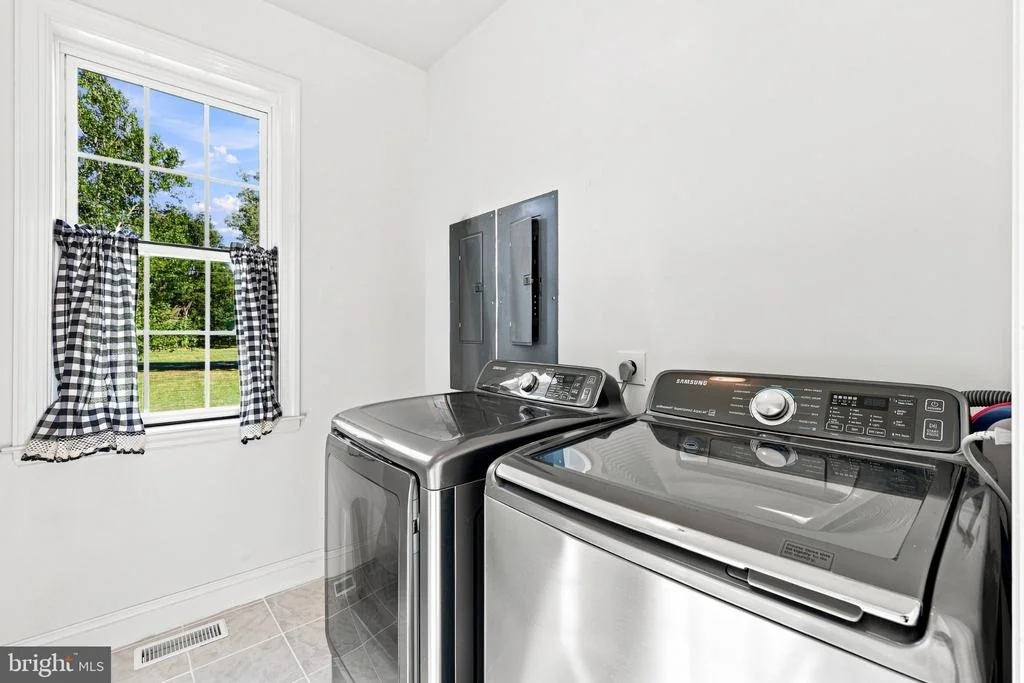 Photo of 268 PHILLIPS LANE