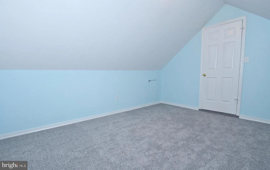 Photo of 4011 GROSSE POINT DRIVE