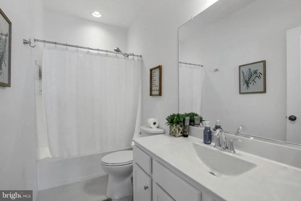 Photo of 18110 MOSS GARDEN ROAD
