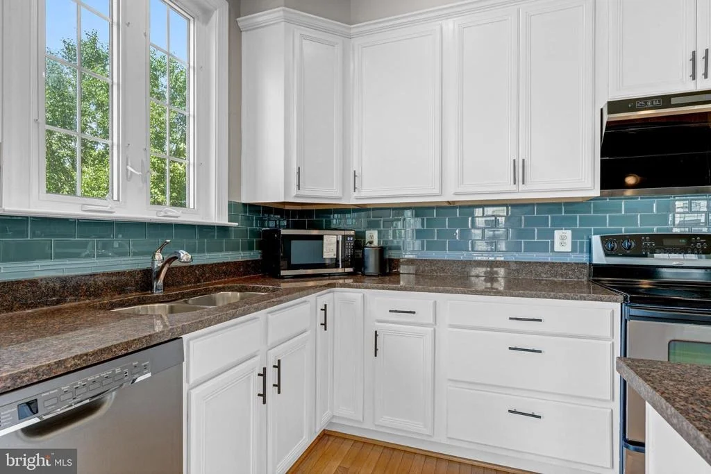 Photo of 42654 FRONTIER DRIVE
