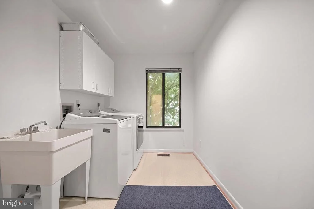 Photo of 11811 FAR EDGE PATH