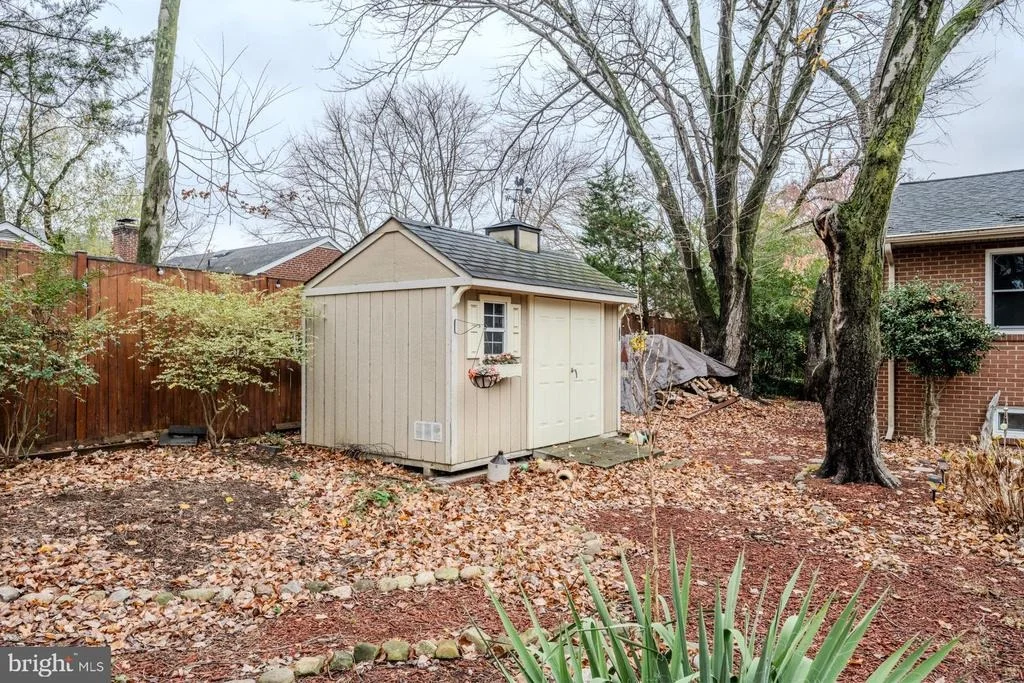 Photo of 1329 DEVILS REACH ROAD