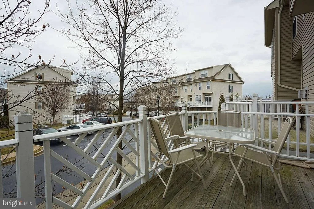 Photo of 560 EISENHOWER DRIVE