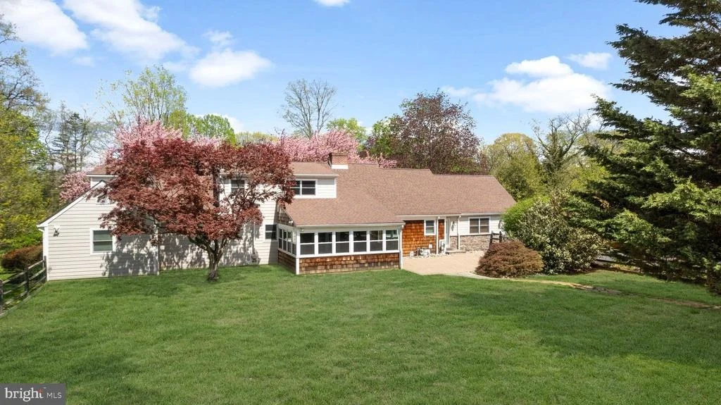 Photo of 682 WHIRLAWAY DRIVE