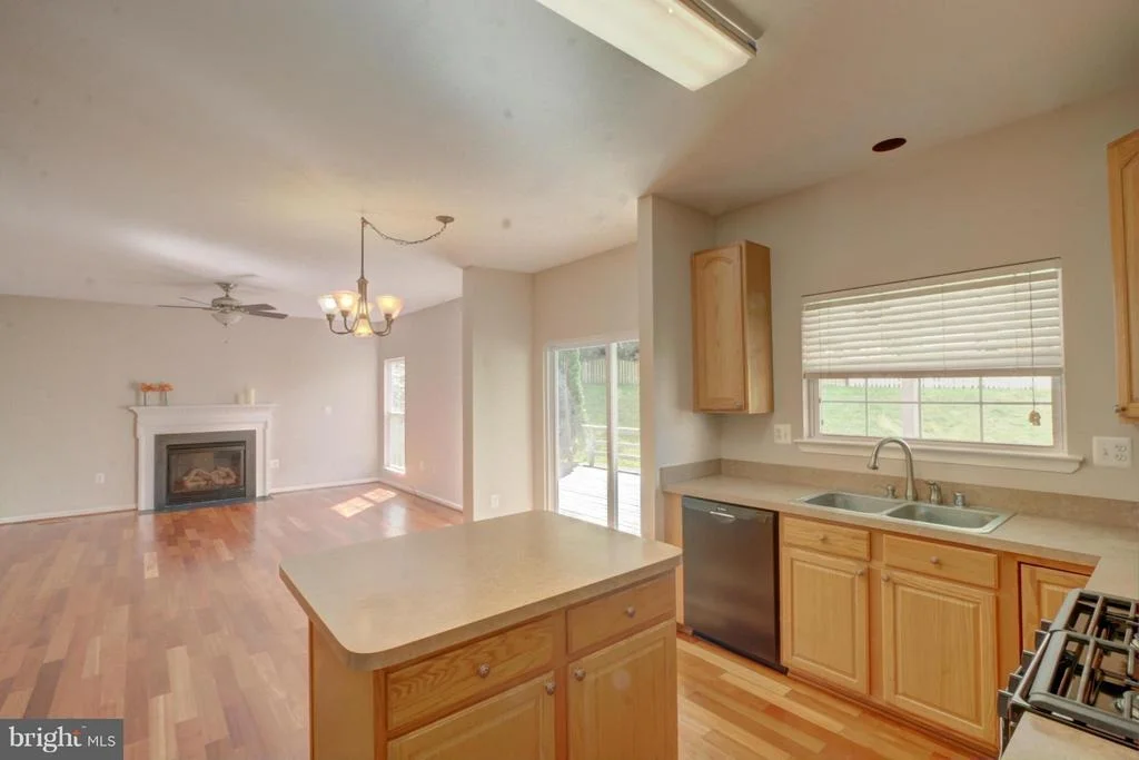 Photo of 252 TINSTONE DRIVE