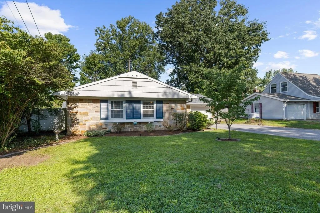Photo of 3002 TANBARK LANE