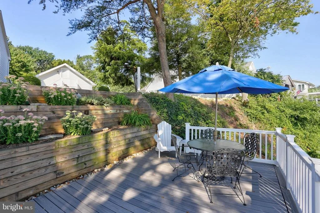 Photo of 8171 BAYSIDE DRIVE