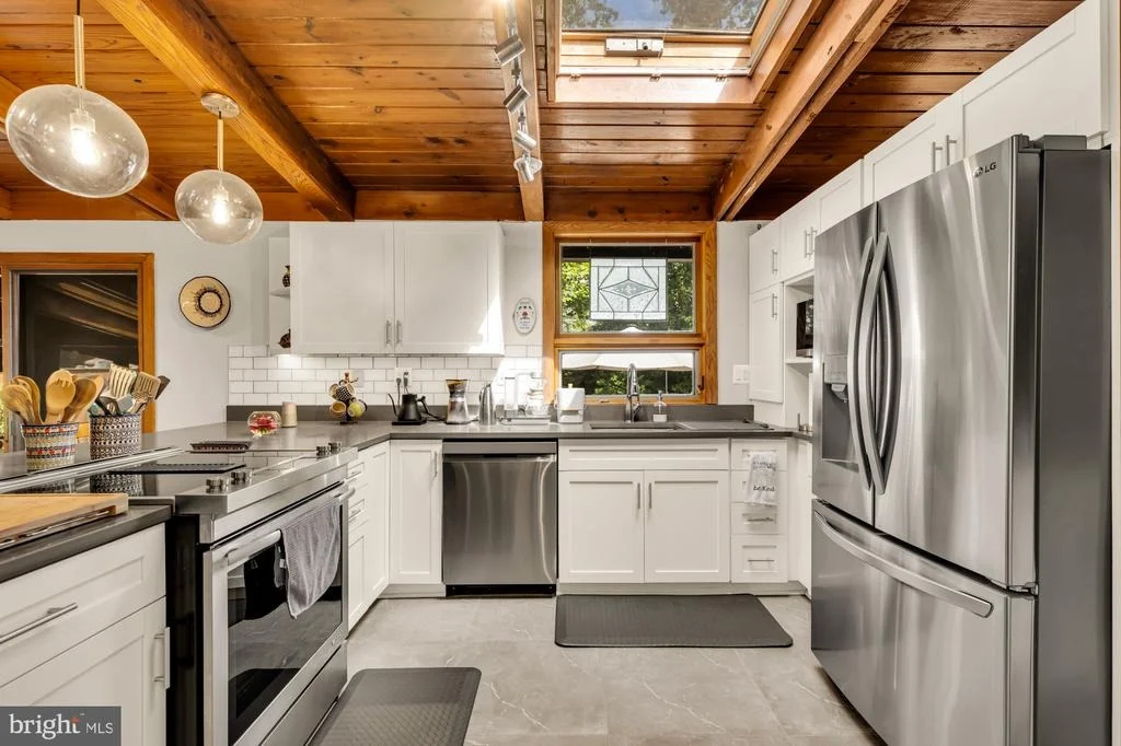 Photo of 3018 PINE SPRING ROAD