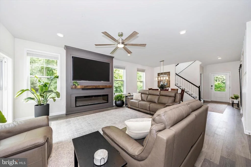 Photo of 700 BOND STREET
