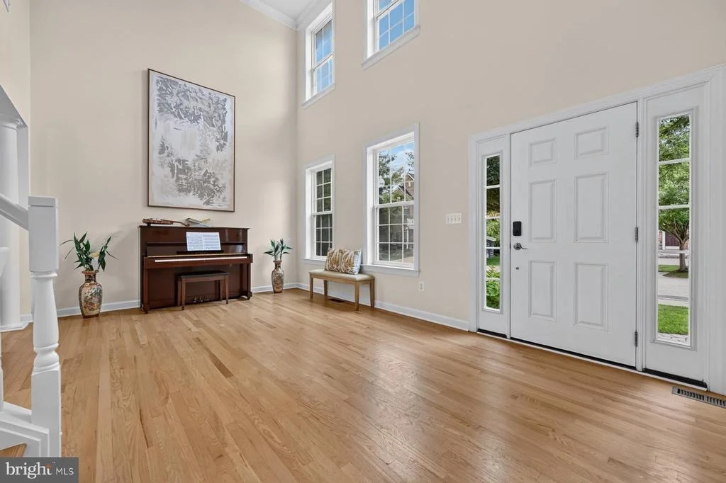 Photo of 810 MORAN DRIVE