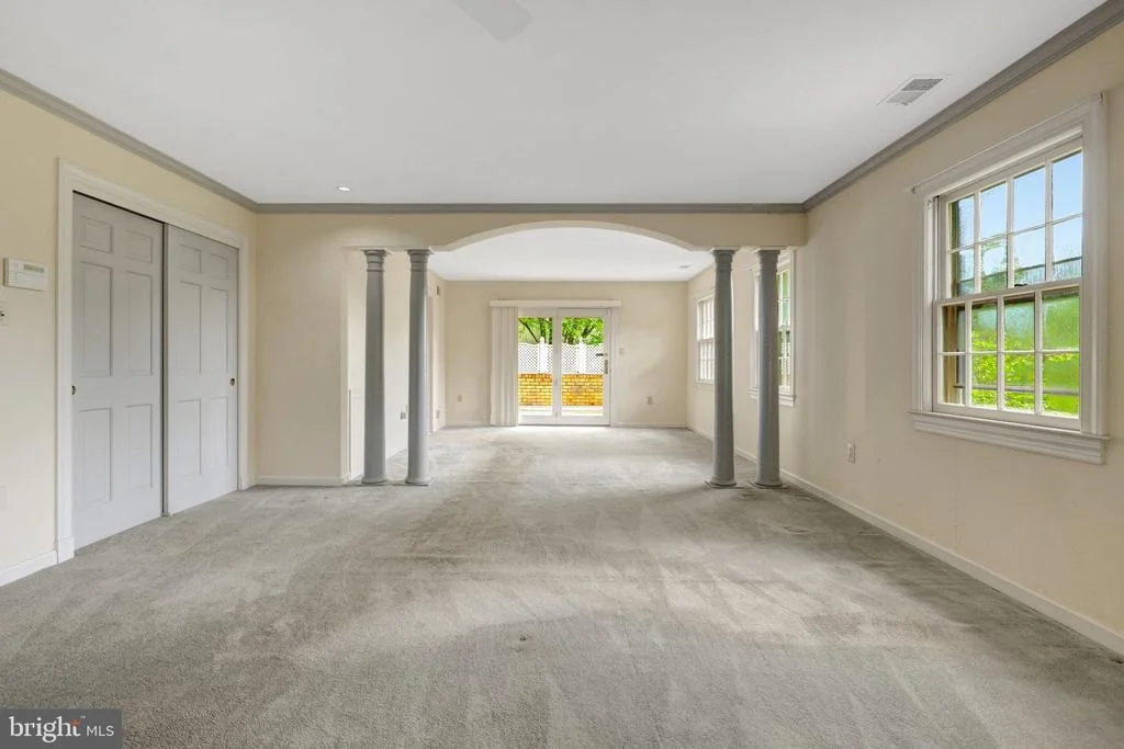 Photo of 1468 HIGHWOOD DRIVE