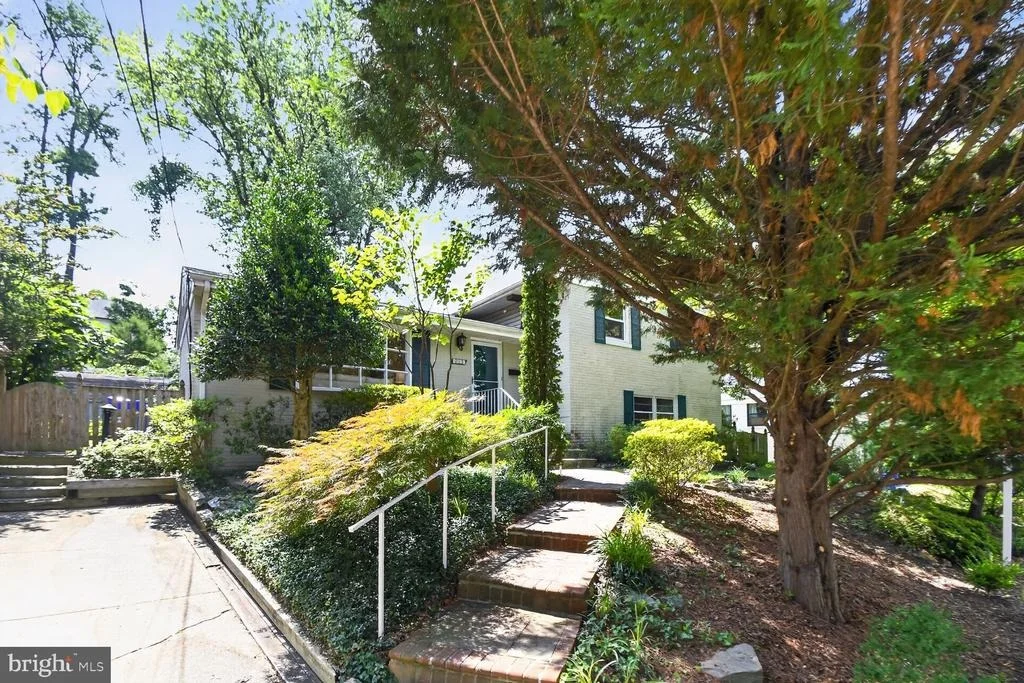 Photo of 8511 FREYMAN DRIVE