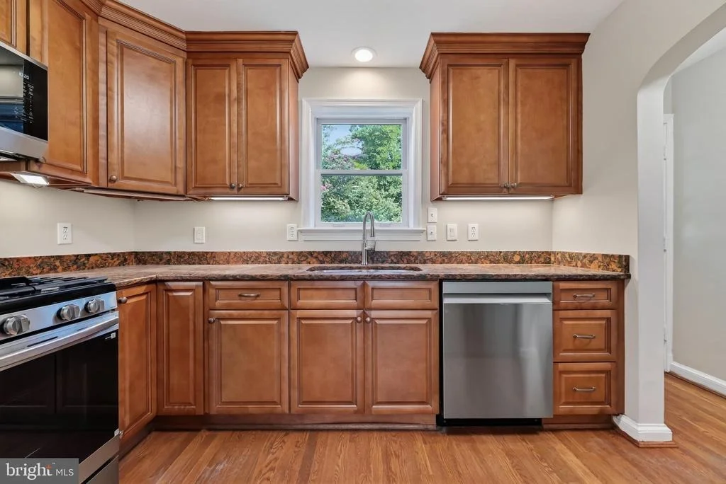 Photo of 9802 FOREST GROVE DRIVE