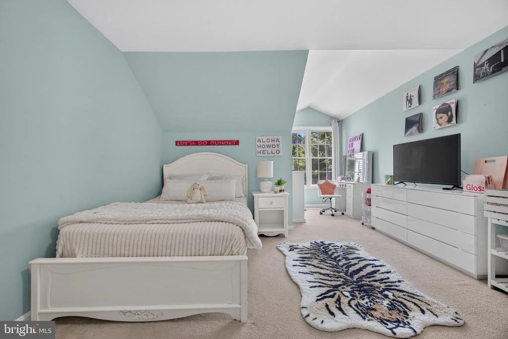 Photo of 1340 BLUEGRASS WAY