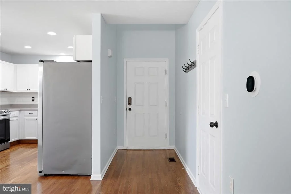 Photo of 282 FORD CIRCLE
