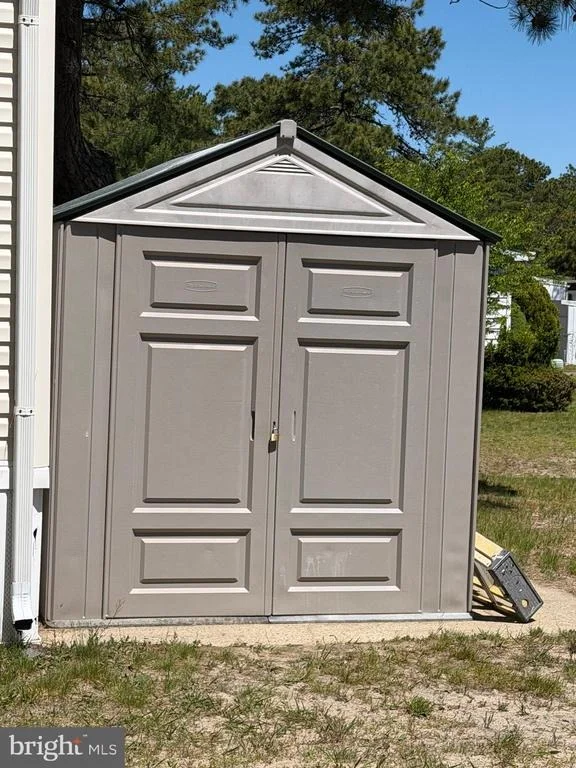 Photo of 21 BLUEBIRD LN