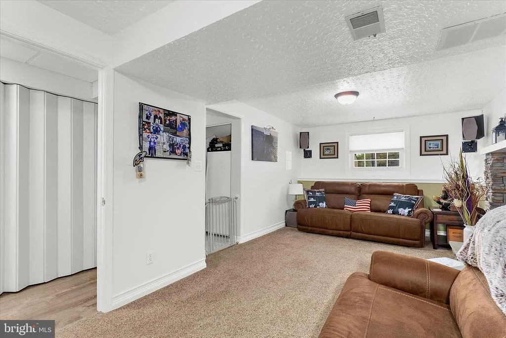 Photo of 379 DUBLIN DRIVE