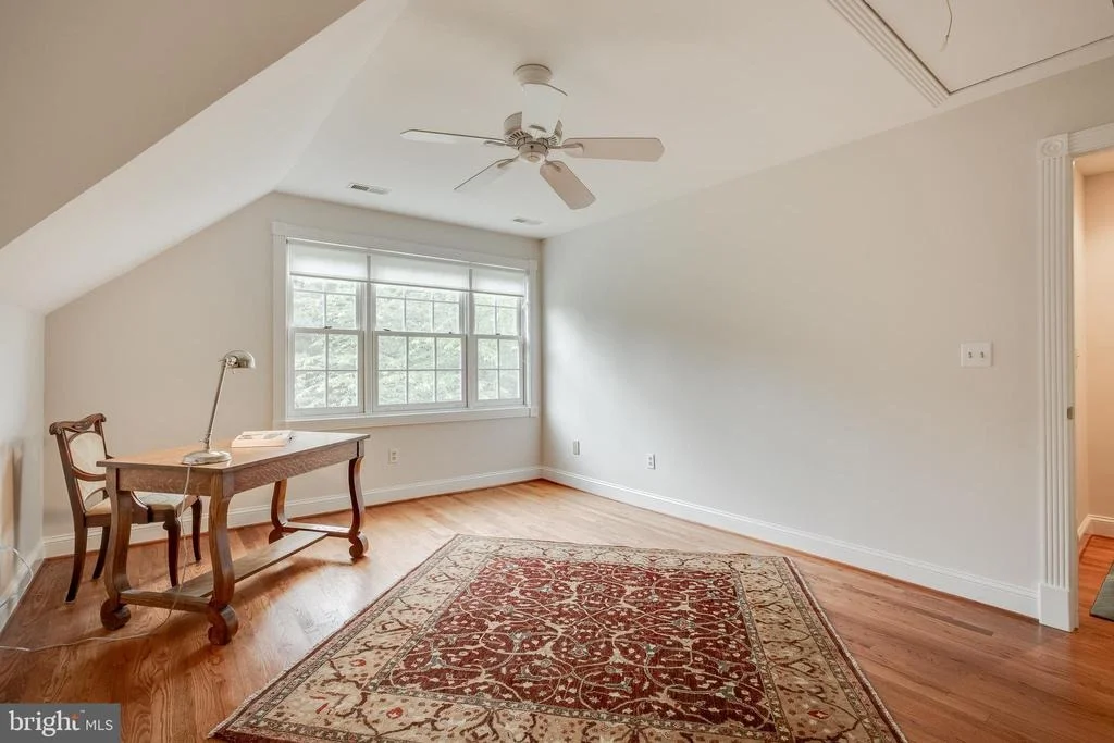 Photo of 6504 GRIFFITH ROAD