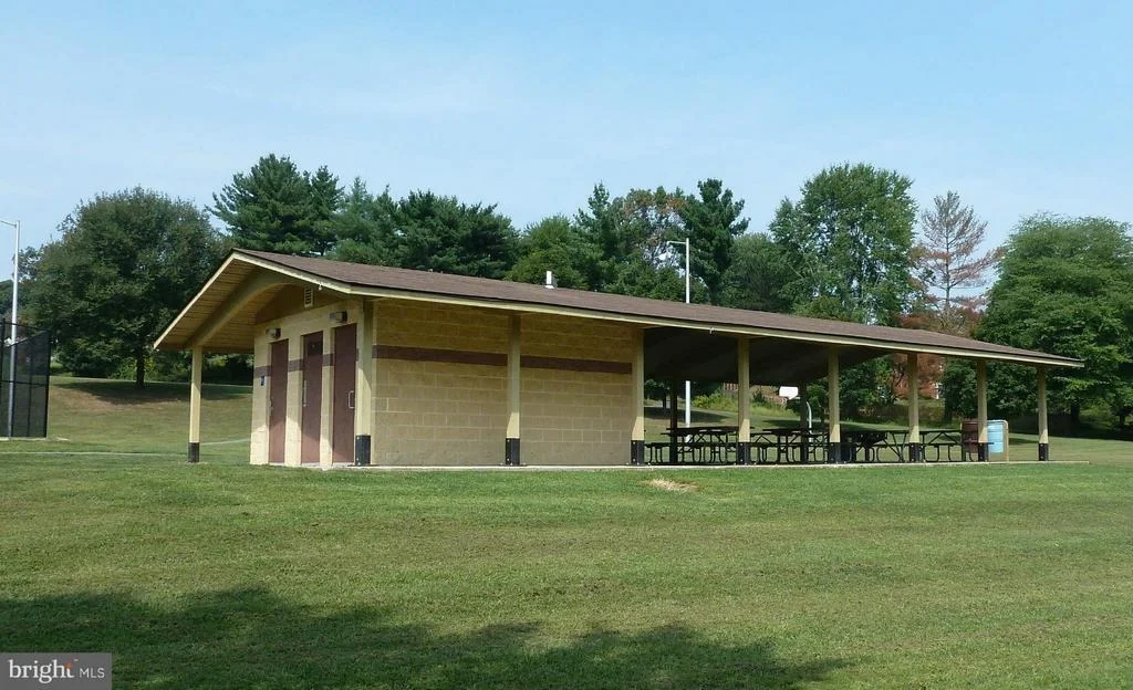 Photo of 19605 CHARLINE MANOR ROAD