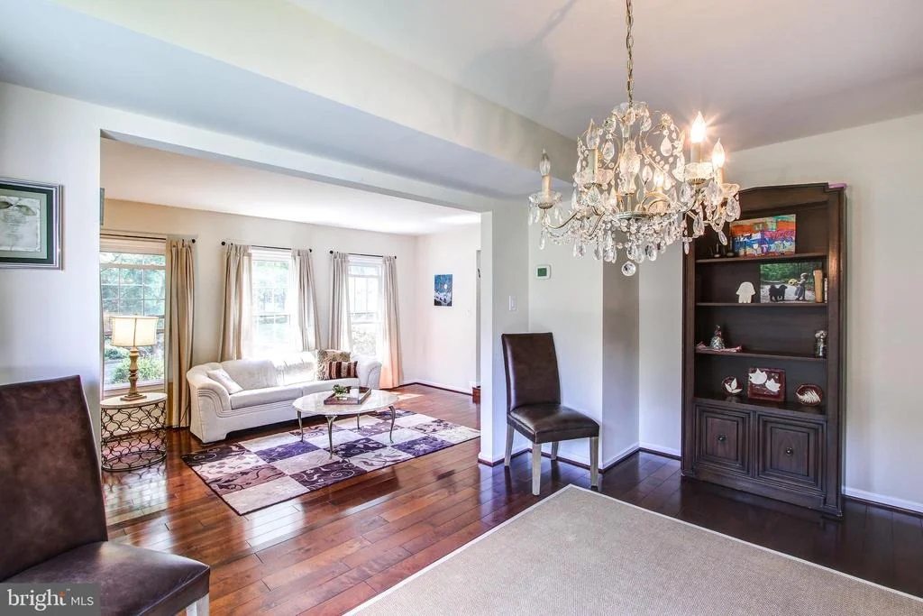Photo of 521 RIDGEWELL WAY