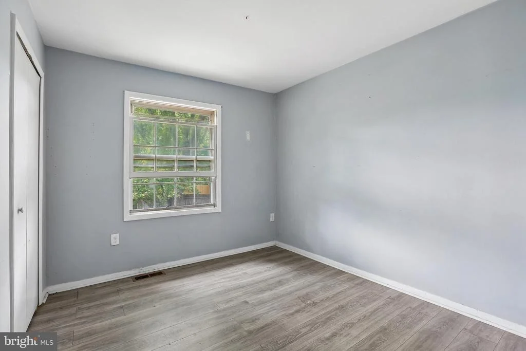Photo of 720 CHAPELGATE DRIVE