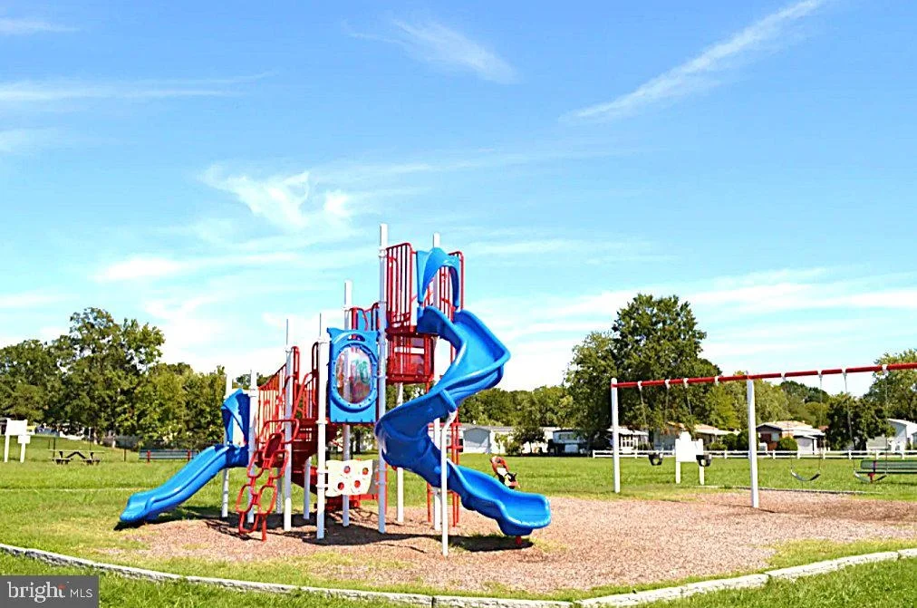 Photo of 101 ROUNDUP ROAD