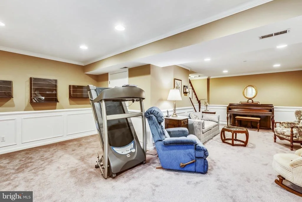 Photo of 9905 MAINSAIL DRIVE