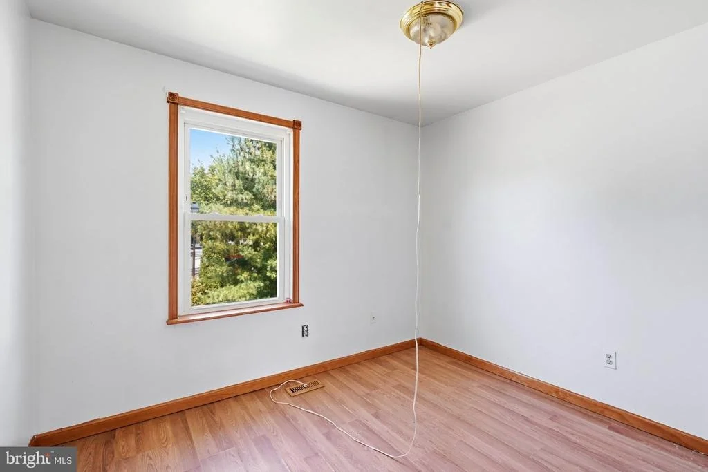 Photo of 17 TAOS CIRCLE