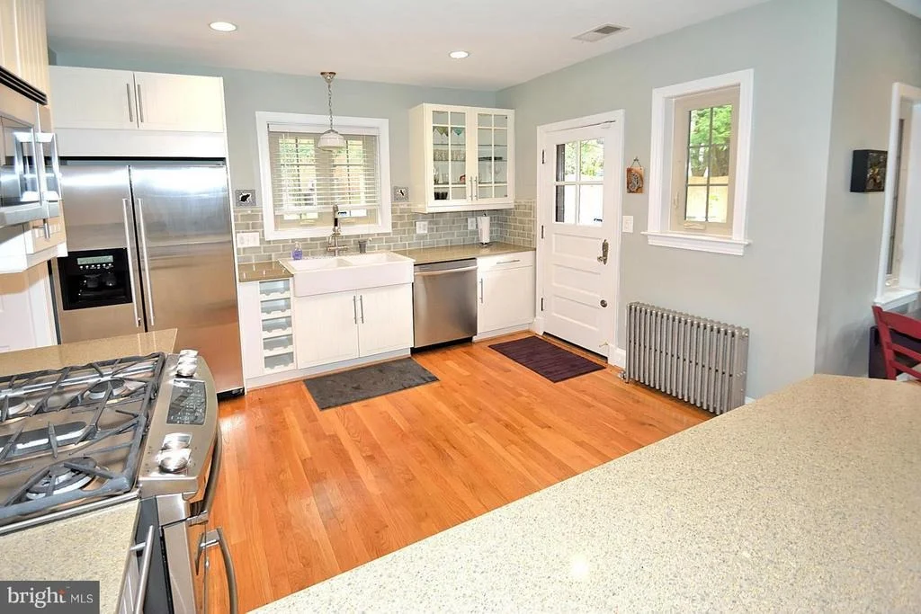 Photo of 1407 DALE DRIVE
