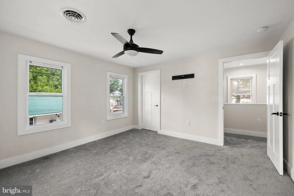 Photo of 524 E 4TH STREET