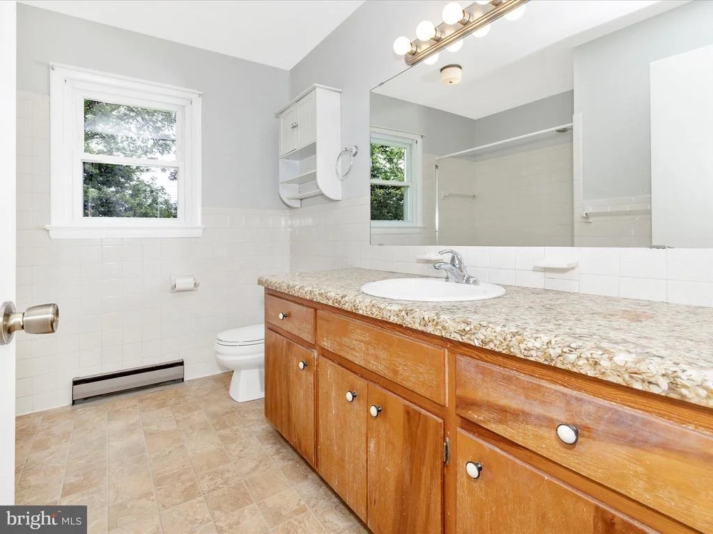 Photo of 22128 PIKESIDE DRIVE