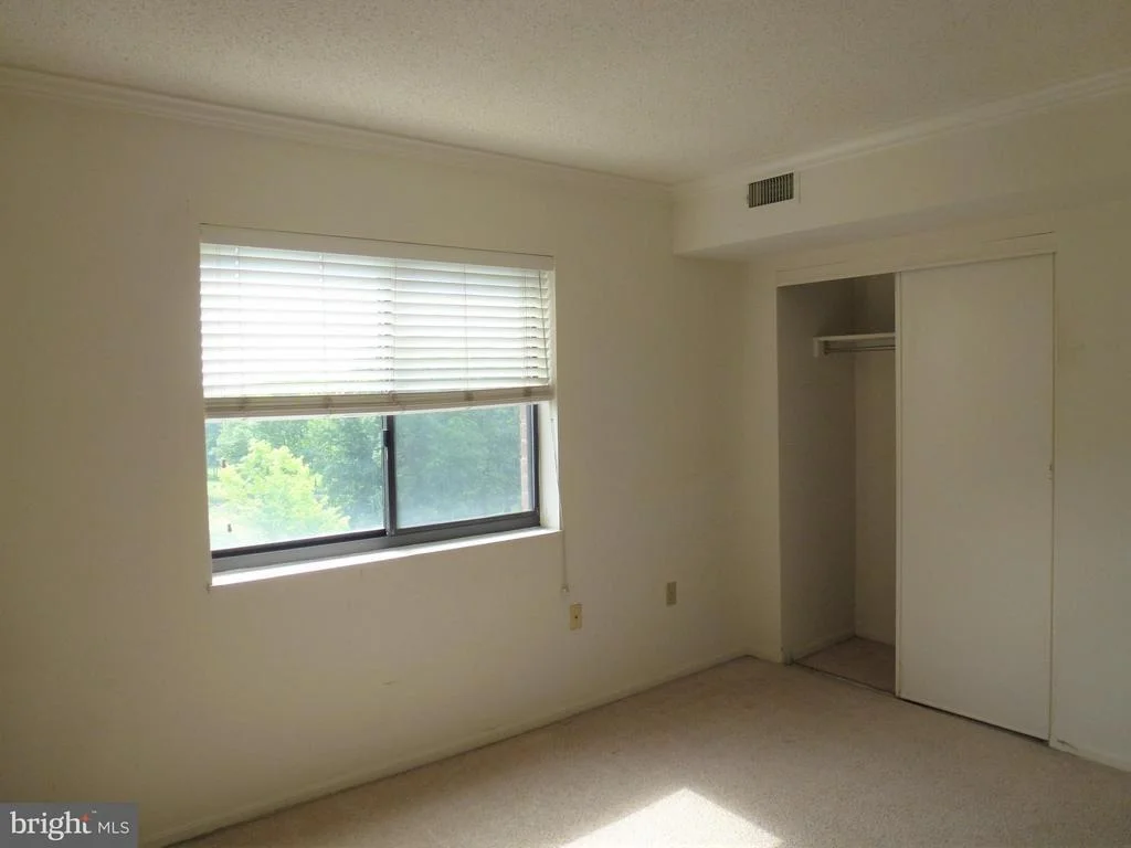 Photo of Unit 3701 at 15115 INTERLACHEN DRIVE