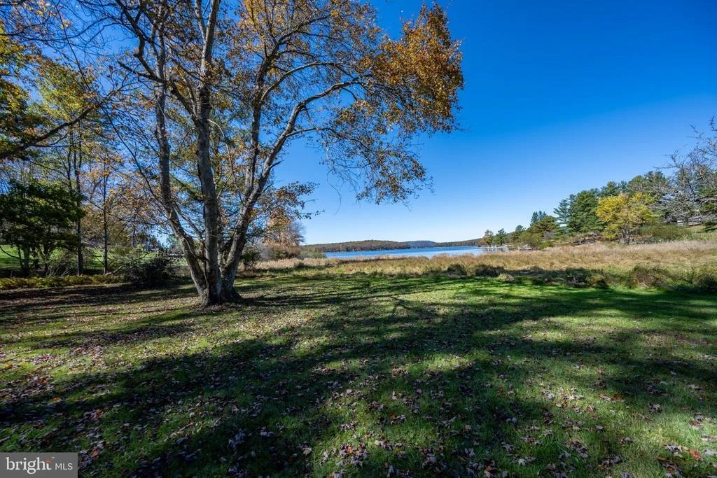 Photo of 32 HAZELHURST LANE