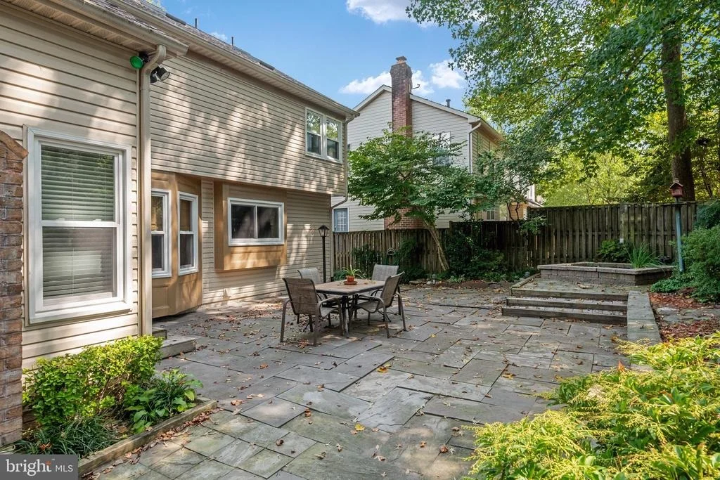 Photo of 2113 CROSSGATE DRIVE