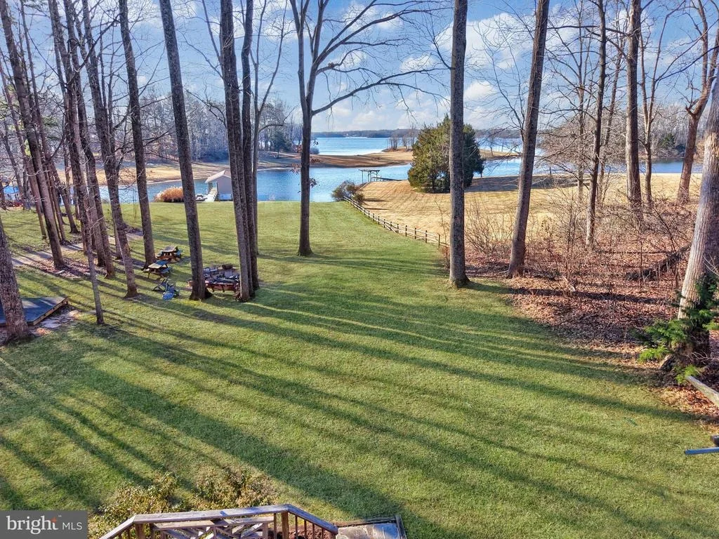 Photo of 11800 DUKES DRIVE