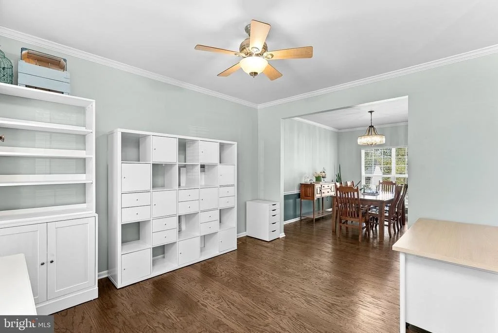Photo of 945 DEVONSHIRE CIRCLE