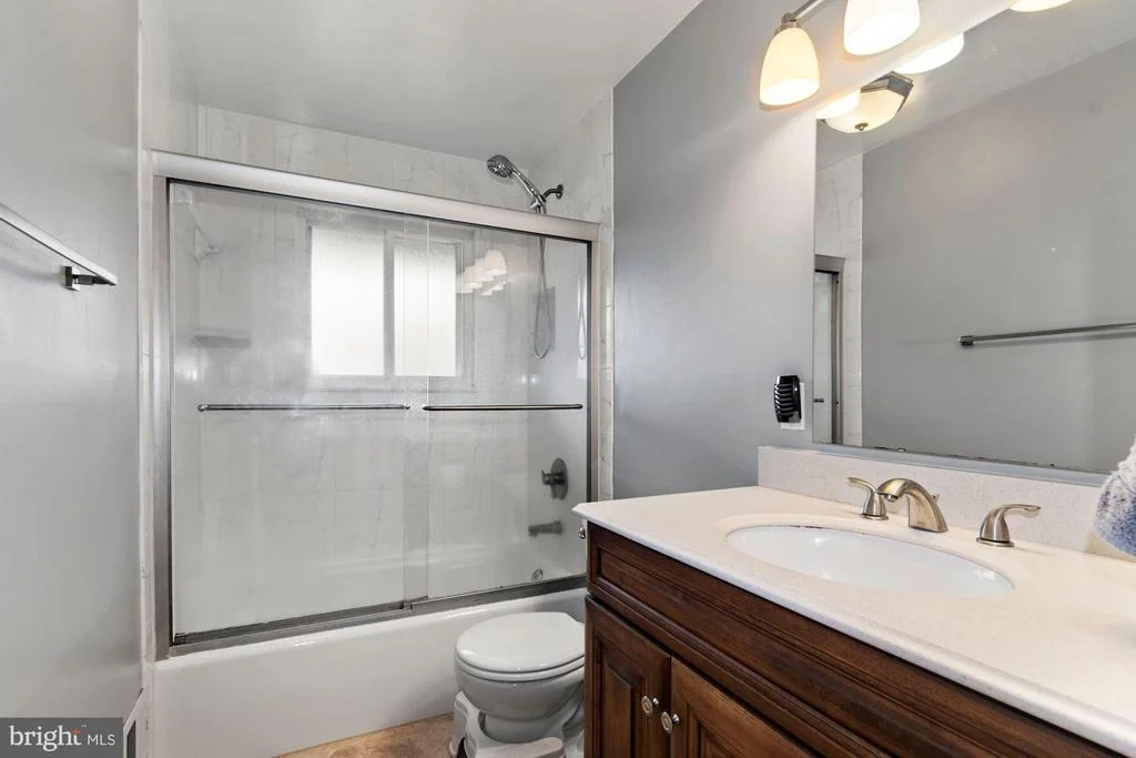 Photo of 12515 EASTBOURNE DRIVE