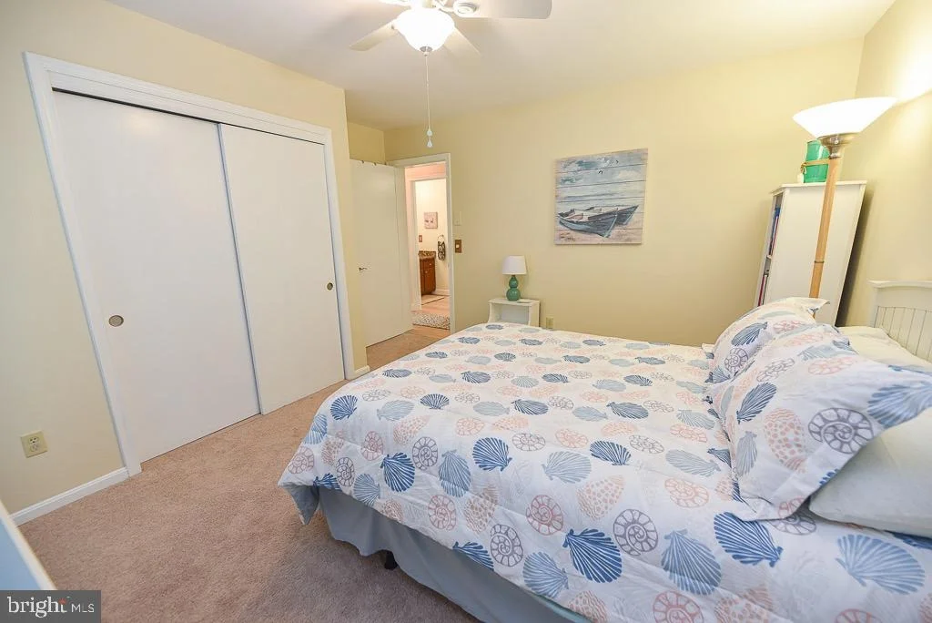 Photo of 956 LAKE VIEW DRIVE