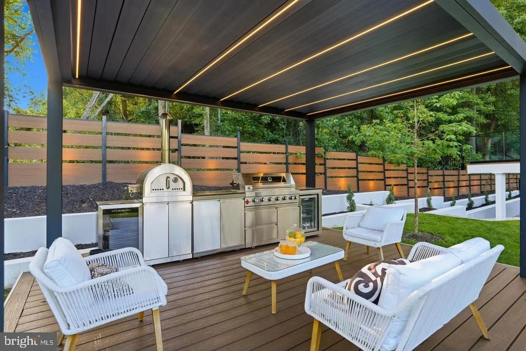 Photo of 1124 SAVILE LANE