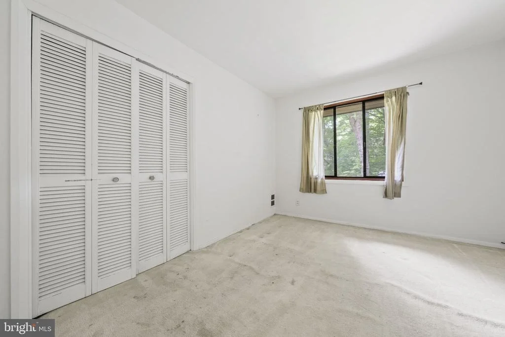 Photo of 2 BUTTONWOOD LANE